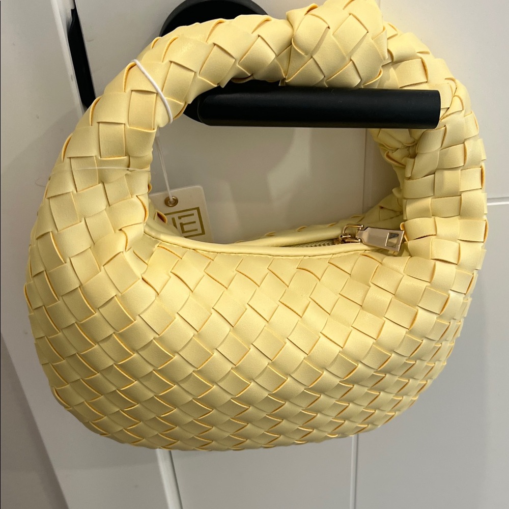 New Tracey Woven Bag in Butter Yellow Color, GIFTABLE
